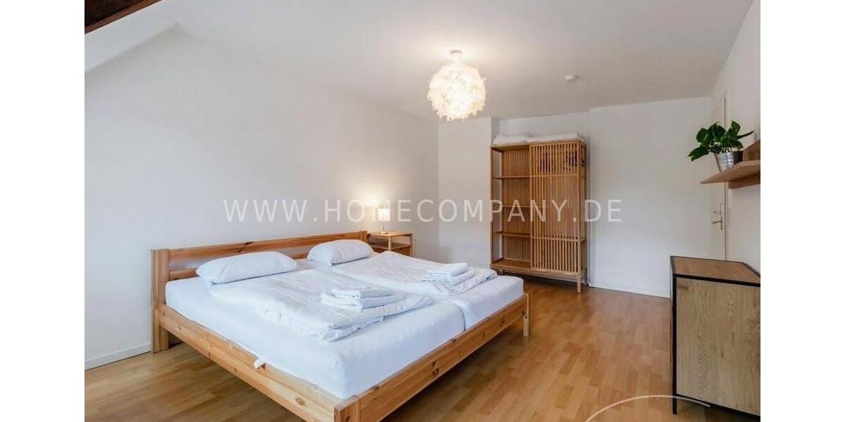 Dachgeschoßwohnung Dresden Neustadt - 2 Zimmer, 60 m&sup2;, 1.400&euro; | Angebot:25988404