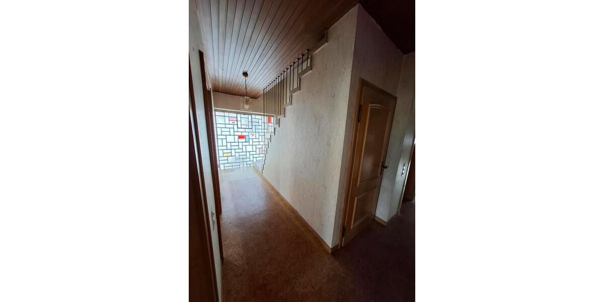 Etagenwohnung Gerhardshofen - 5 Zimmer, 125 m&sup2;, 820&euro; | Angebot:25764451