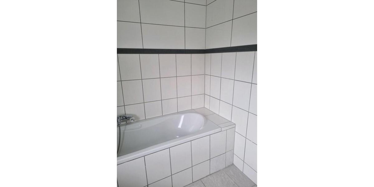 Etagenwohnung Schwarzenbach am Wald - 4 Zimmer, 100 m&sup2;, 595&euro; | Angebot:24784783