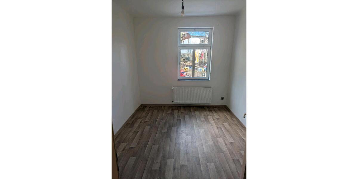 Dachgeschoßwohnung Annaberg-Buchholz Buchholz - 4 Zimmer, 110 m&sup2;, 650&euro; | Angebot:25971817