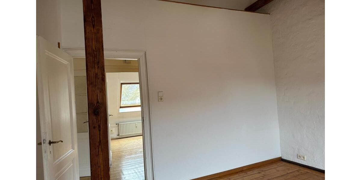 Dachgeschoßwohnung Bad Honnef - 2 Zimmer, 55 m&sup2;, 930&euro; | Angebot:26407196