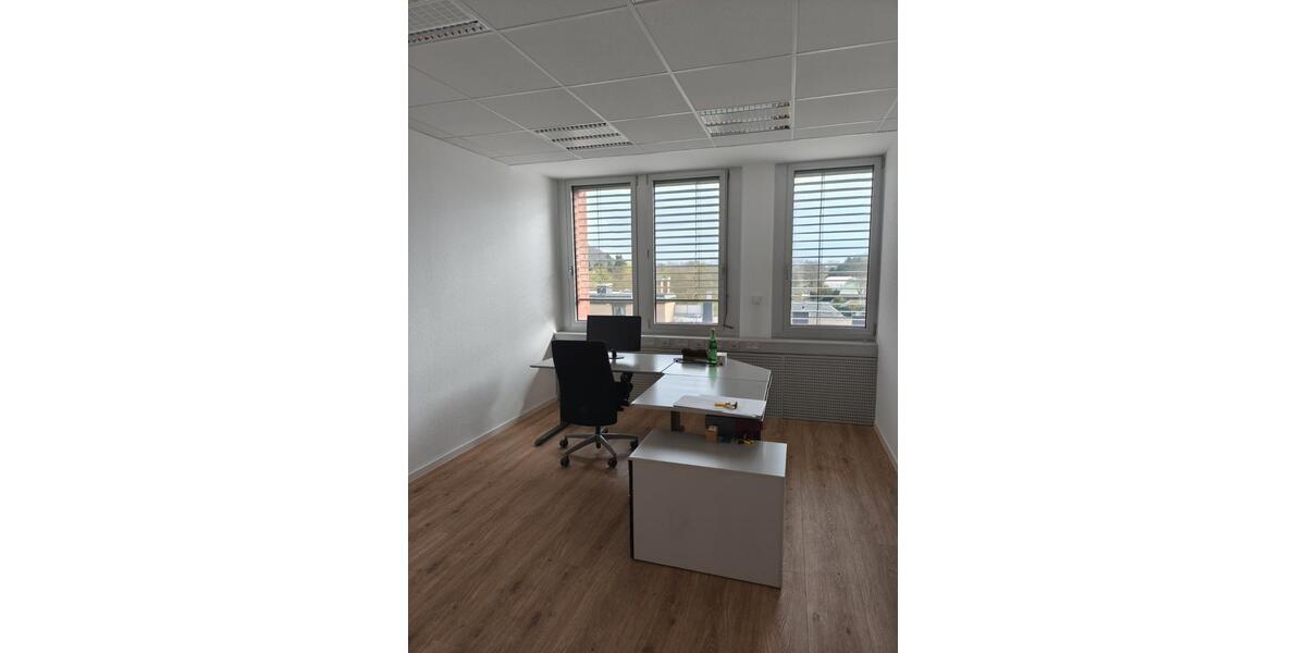 Gewerbeobjekt Düsseldorf Stadtbezirk 6 - 600&euro; | Angebot:26101365