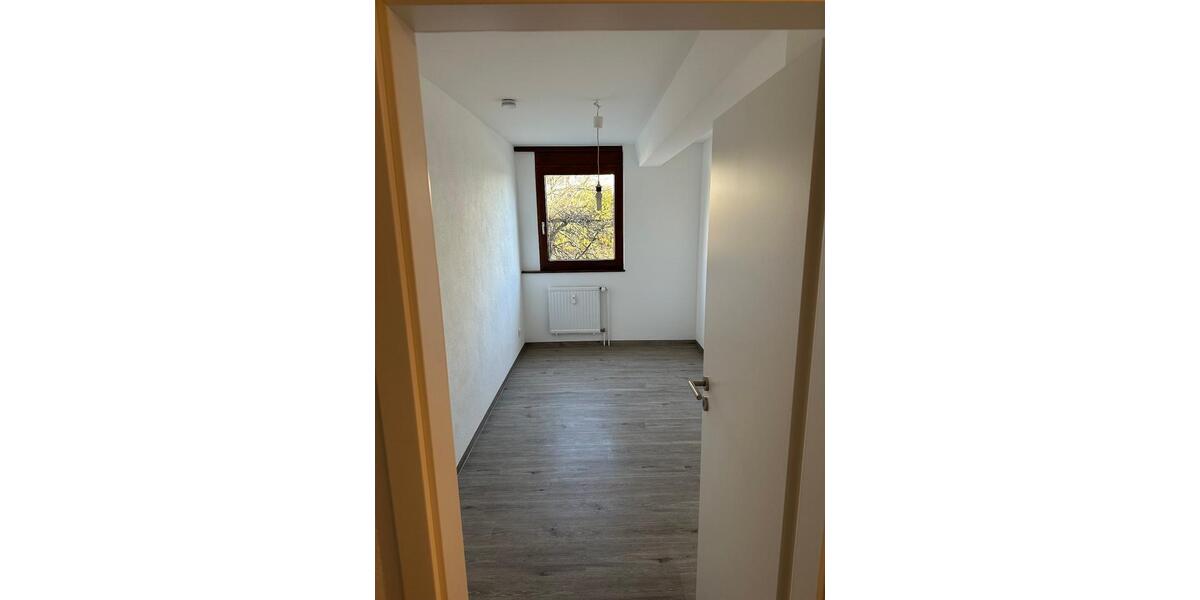 Etagenwohnung Landsberg am Lech Ellighofen - 4 Zimmer, 82 m&sup2;, 1.260&euro; | Angebot:24757007