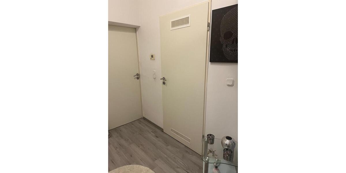 Etagenwohnung Voerde (Niederrhein) - 4 Zimmer, 100 m&sup2;, 930&euro; | Angebot:26702233