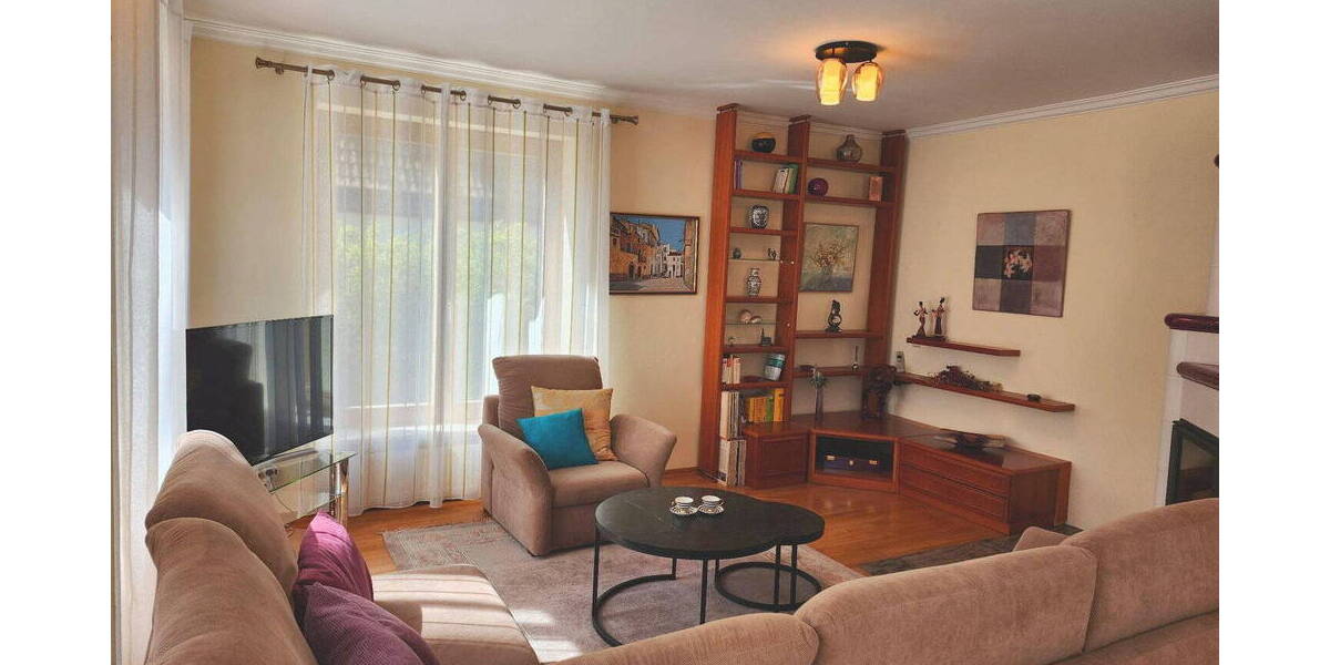 Etagenwohnung Zorneding - 2 Zimmer, 90 m&sup2;, 1.450&euro; | Angebot:26190428