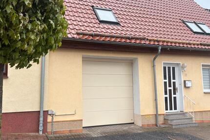 Wohnung Bitterfeld-Wolfen Greppin - 4 Zimmer, 80 m&sup2;, 550&euro; | Angebot:26645411