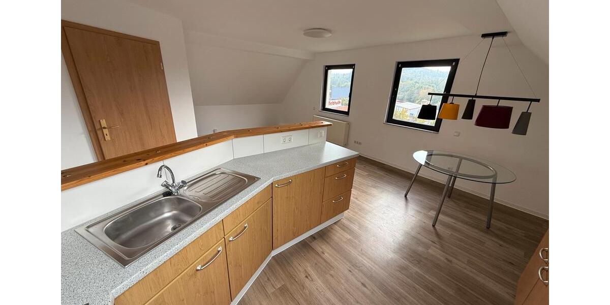 Dachgeschoßwohnung Greifenstein - 3 Zimmer, 60 m&sup2;, 550&euro; | Angebot:26523012
