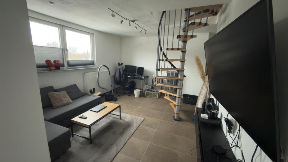 60 m² Maisonettewohnung, voll möbliert (Übernahme erwünscht) 2 zimmer