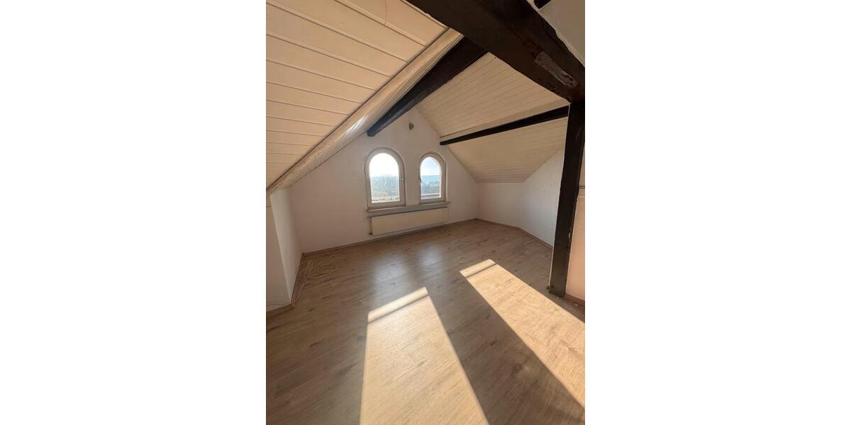 Etagenwohnung Saarbrücken Ensheim - 3 Zimmer, 70 m&sup2;, 650&euro; | Angebot:25973502