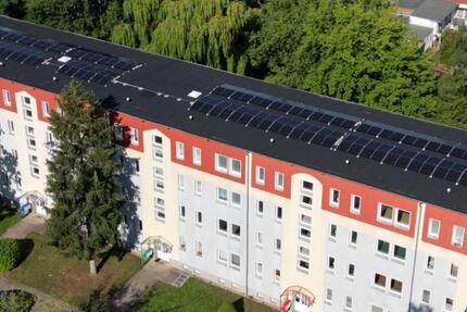 Neu sanierte 3 Raum-Wohnung im Friedrich-Engels-Ring zimmer