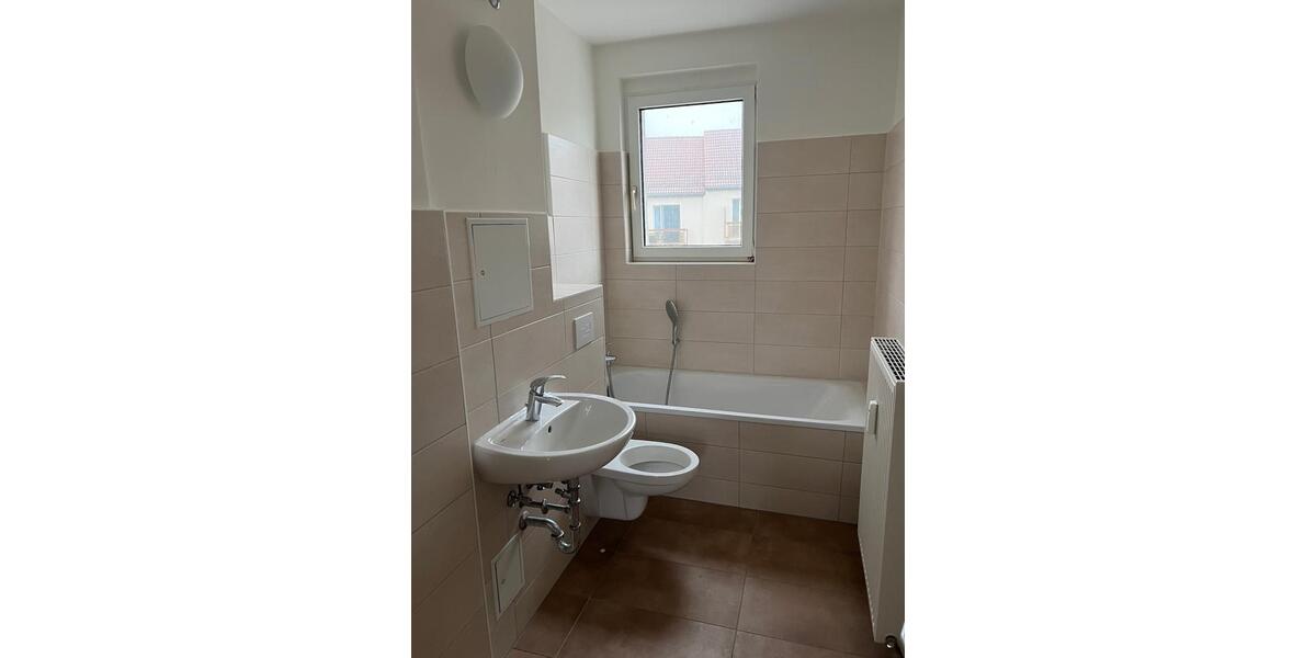 Etagenwohnung Jacobsdorf - 3 Zimmer, 60 m&sup2;, 420&euro; | Angebot:24980322