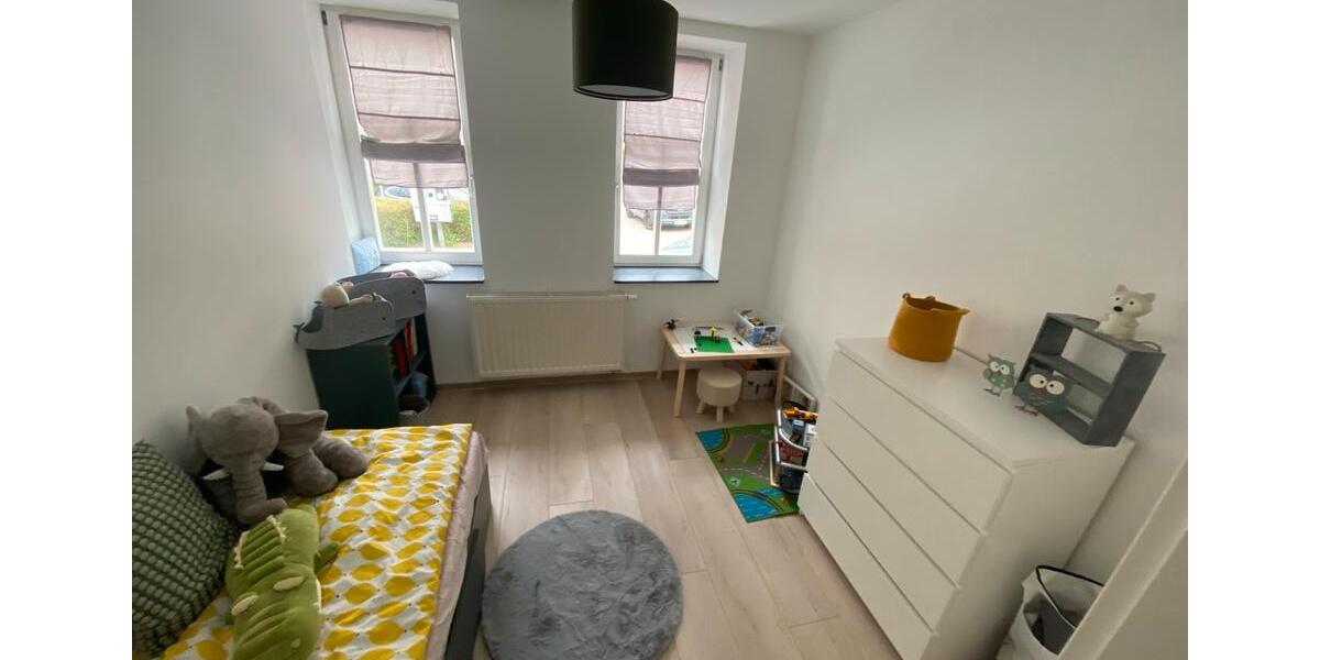 Erdgeschoßwohnung Suhl - 4 Zimmer, 110 m&sup2;, 1.100&euro; | Angebot:25310136