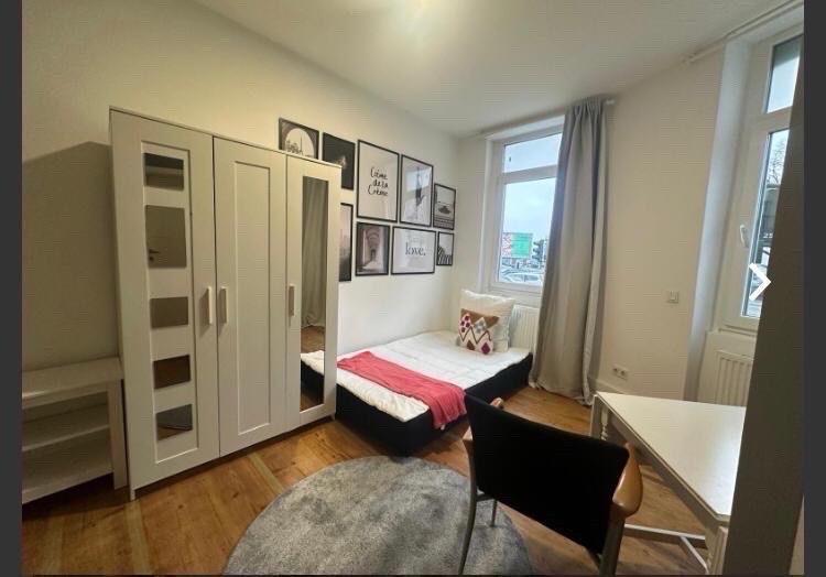Etagenwohnung Frankfurt am Main Bergen-Enkheim - 1 Zimmer, 2 m&sup2;, 500&euro; | Angebot:26681506