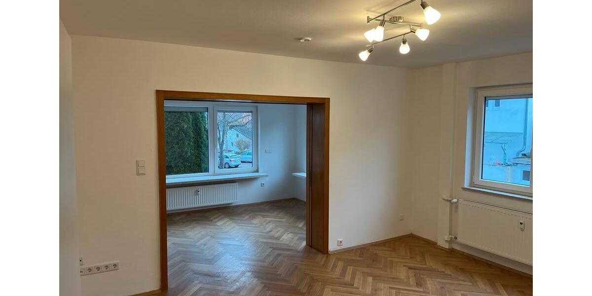 Etagenwohnung Niestetal - 5 Zimmer, 94 m&sup2;, 955&euro; | Angebot:24980066