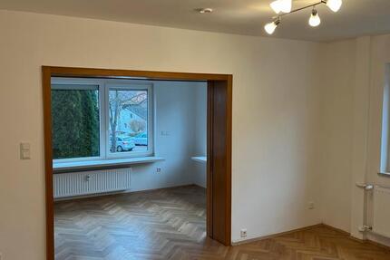 Wohnung Niestetal - 5 Zimmer, 94 m&sup2;, 955&euro; | Angebot:24980066