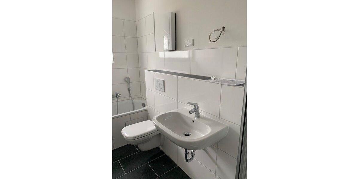 Etagenwohnung Wiesbaden Südost - 4 Zimmer, 99 m&sup2;, 1.155&euro; | Angebot:26612130