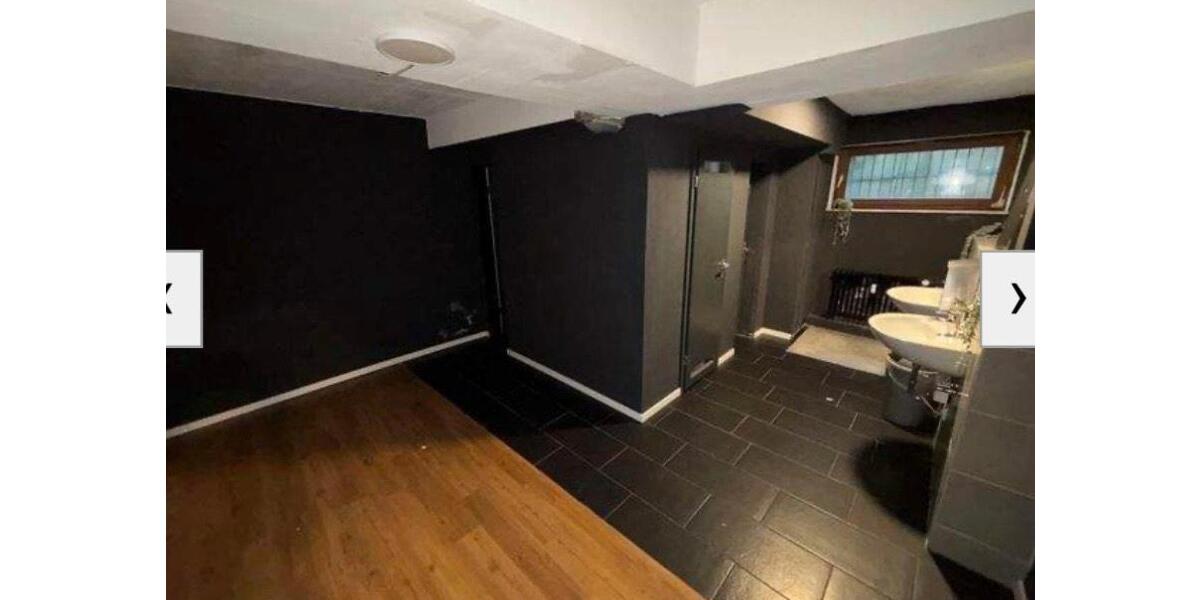 Gewerbeimmobilie Büro Praxis Einzelhandel Dienstleistungen zimmer