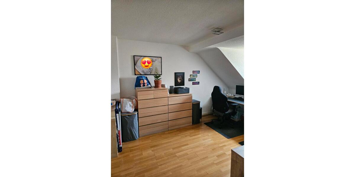 Dachgeschoßwohnung Gelsenkirchen Gelsenkirchen-Mitte - 2 Zimmer, 75 m&sup2;, 640&euro; | Angebot:26532677