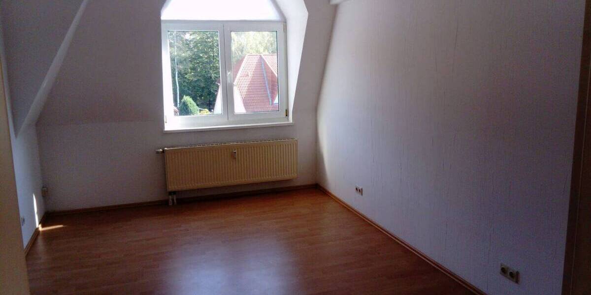 Etagenwohnung Schipkau Meuro - 3 Zimmer, 84 m&sup2;, 480&euro; | Angebot:26675011