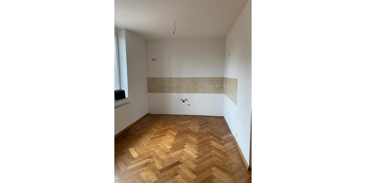 Erdgeschoßwohnung Pößneck - 2 Zimmer, 63 m&sup2;, 441&euro; | Angebot:25352758