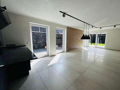 Mehrfamilienhaus, Wohnhaus Rheda-Wiedenbrück Wiedenbrück - 8 Zimmer, 212 m&sup2;, 2.300&euro; | Angebot:26266275