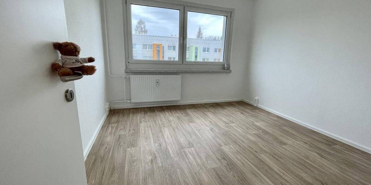 Etagenwohnung Chemnitz Helbersdorf - 5 Zimmer, 128 m&sup2;, 722&euro; | Angebot:26753525