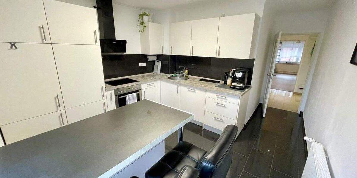 Etagenwohnung Ludwigshafen Süd - 3 Zimmer, 77 m&sup2;, 920&euro; | Angebot:24856604