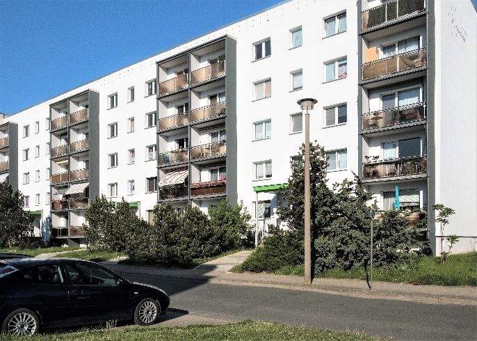 Etagenwohnung Oschersleben Oschersleben - 3 Zimmer, 65 m&sup2;, 360&euro; | Angebot:25930123