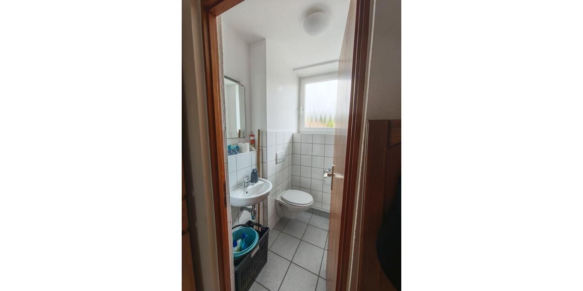 Etagenwohnung Wörth am Rhein - 3.5 Zimmer, 102 m&sup2;, 1.080&euro; | Angebot:26605322