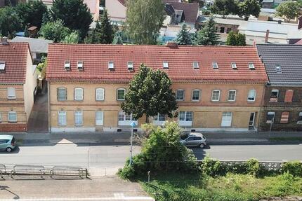 Schöne 3-RaumWohnung im Dachgeschoss mit Einbauküche