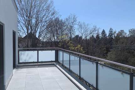 Wohnung Straubing - 2 Zimmer, 79 m&sup2;, 950&euro; | Angebot:26142458