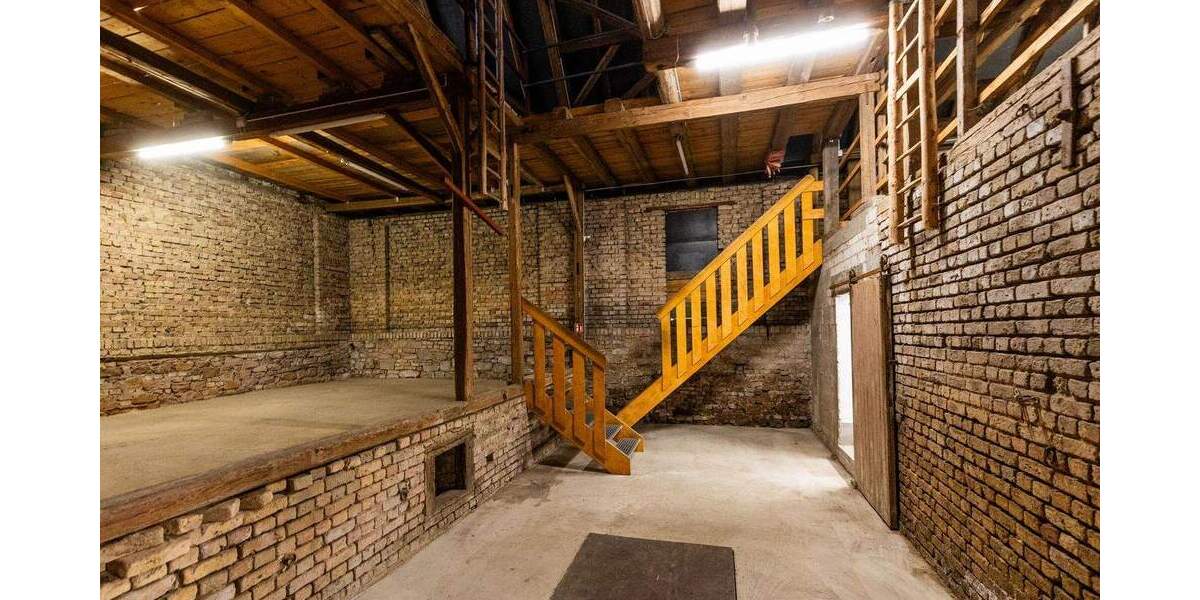 Gewerbeobjekt Bischofsheim - 5 Zimmer, 267 m&sup2;, 4.260&euro; | Angebot:24434609