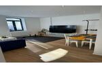 Geschmackvolle und geräumige Wohnung mit zwei Zimmern sowie Balkon