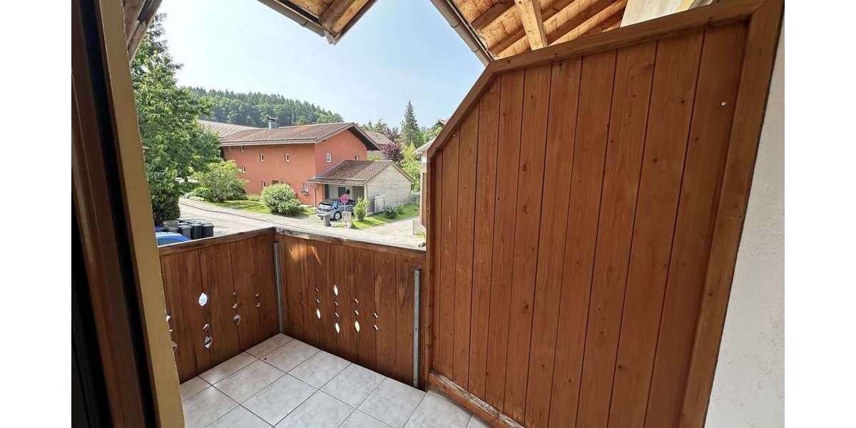 Etagenwohnung Surberg - 3.5 Zimmer, 84 m&sup2;, 1.004&euro; | Angebot:26619072