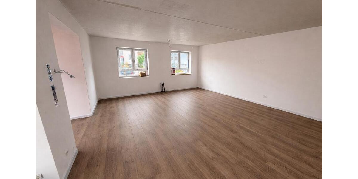 Einfamilienhaus Veitsbronn - 4 Zimmer, 170 m&sup2;, 2.200&euro; | Angebot:24815180