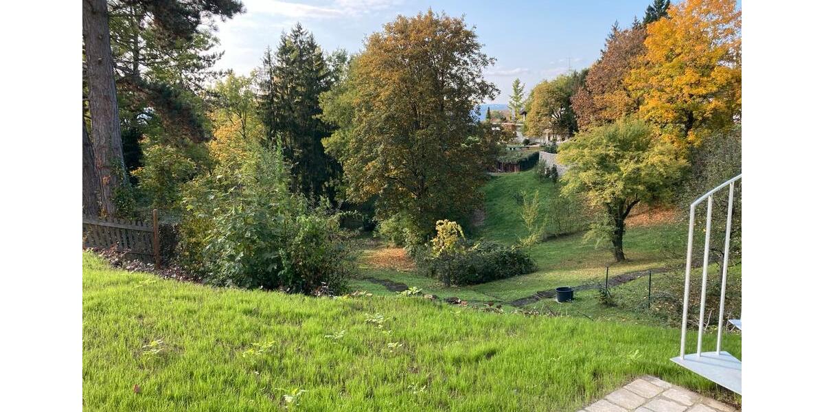 Einfamilienhaus Reutlingen Orschel-Hagen - 4 Zimmer, 140 m&sup2;, 2.900&euro; | Angebot:24708331