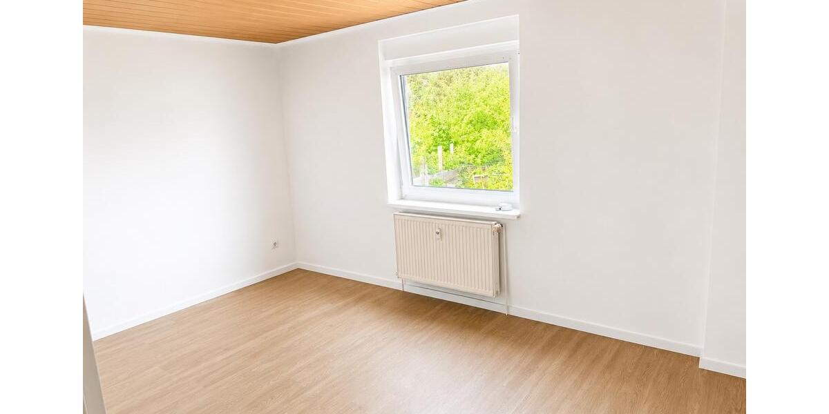 Erdgeschoßwohnung Schöningen - 4 Zimmer, 85 m&sup2;, 560&euro; | Angebot:26489321