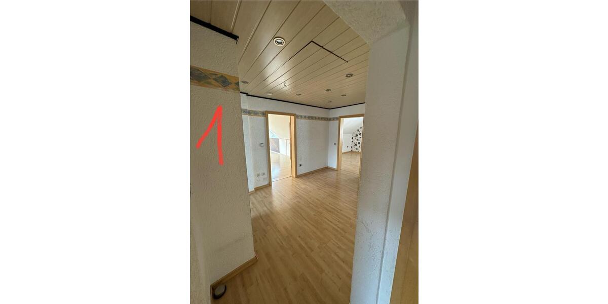 Dachgeschoßwohnung Bebra - 3 Zimmer, 100 m&sup2;, 780&euro; | Angebot:24753647