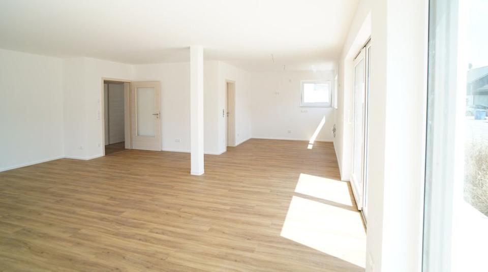 Erdgeschoßwohnung Wellendingen - 4.5 Zimmer, 130 m&sup2;, 1.330&euro; | Angebot:24814667