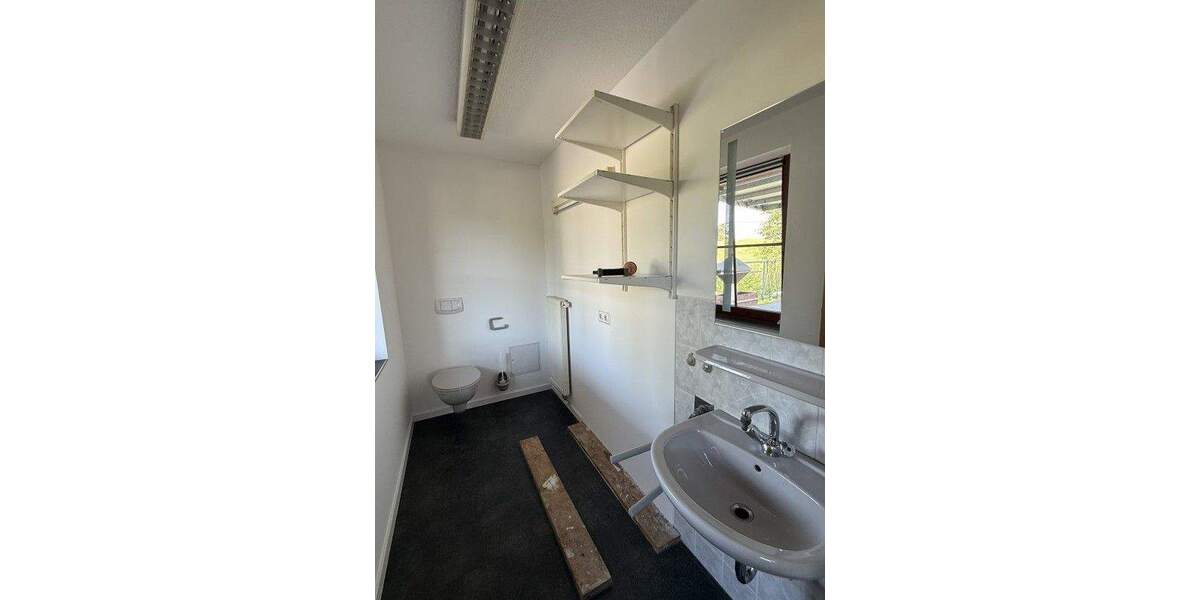 Etagenwohnung Kriebstein Grünlichtenberg - 3 Zimmer, 120 m&sup2;, 990&euro; | Angebot:25729251