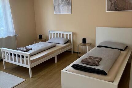 Wohnen auf Zeit Lenting - 5 Zimmer, 133 m&sup2;, 25&euro; | Angebot:25343340