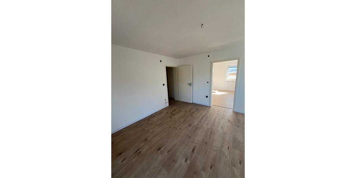 Erdgeschoßwohnung Selb - 3 Zimmer, 70 m&sup2;, 560&euro; | Angebot:24854222