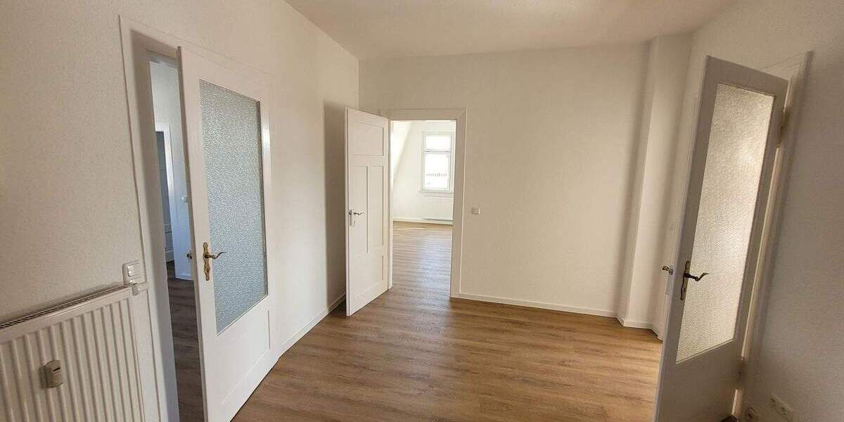 Etagenwohnung Heidenau Mügeln - 3 Zimmer, 96 m&sup2;, 812&euro; | Angebot:25668954