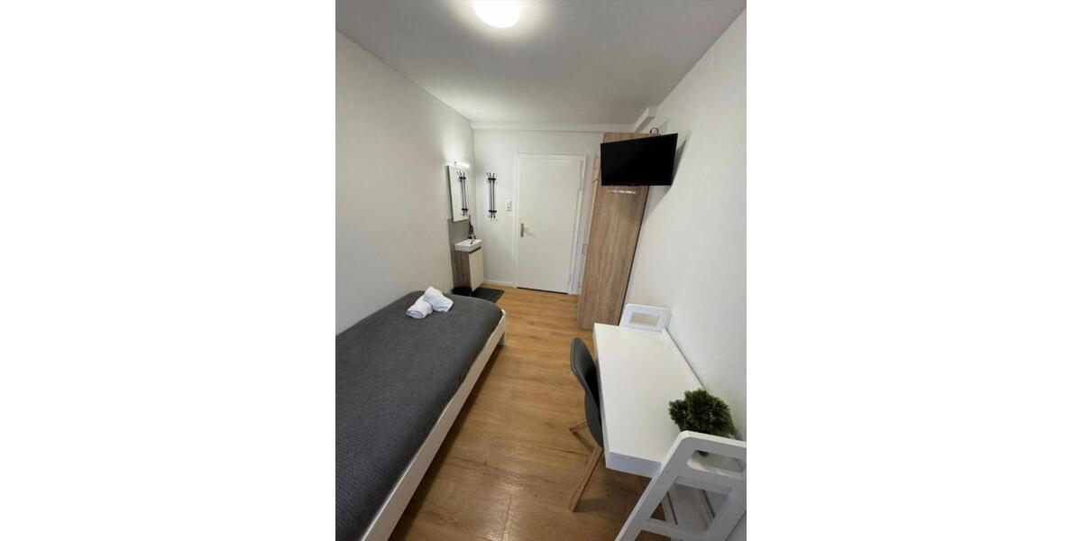 Etagenwohnung Engstingen - 1 Zimmer, 15 m&sup2;, 500&euro; | Angebot:24423254