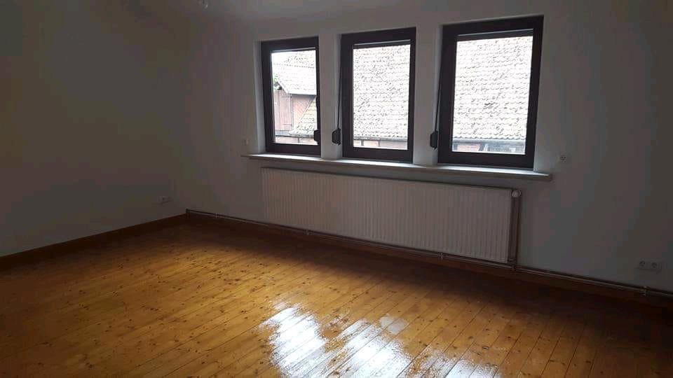 Dachgeschoßwohnung Hodenhagen - 5 Zimmer, 102 m&sup2;, 950&euro; | Angebot:24565470