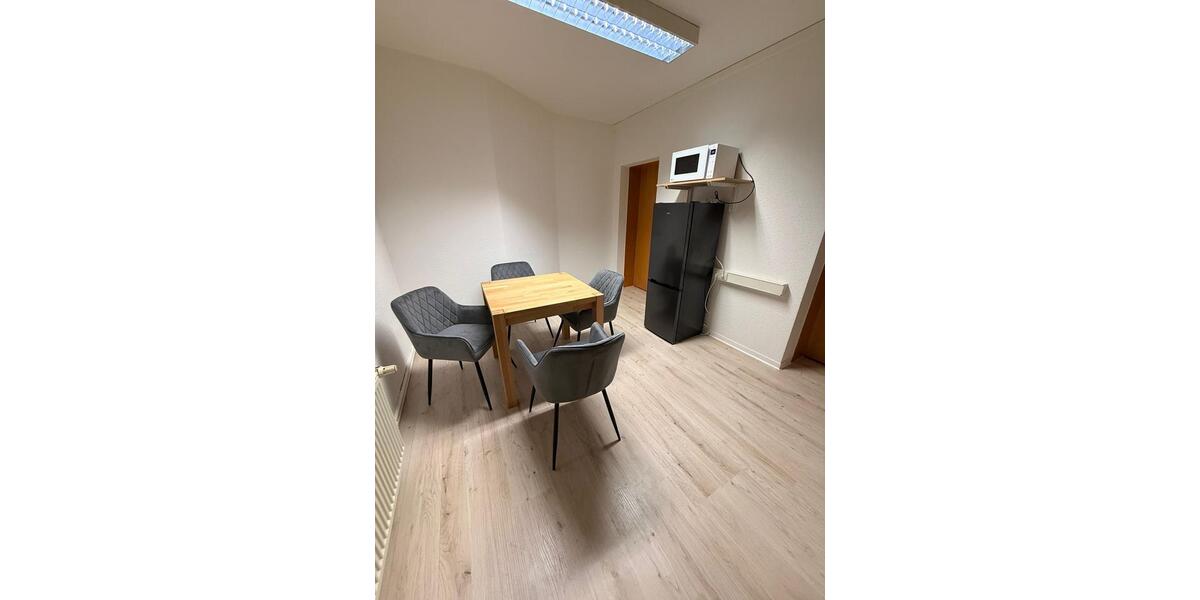 Wohnen auf Zeit Neubrandenburg Datzeberg - 1 Zimmer, 25 m&sup2;, 45&euro; | Angebot:24829548