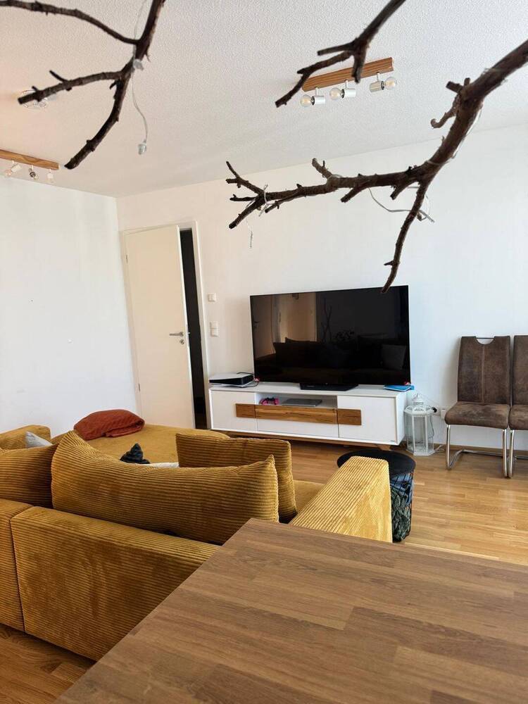 Helle 3-Zimmer-Wohnung mit Balkon!