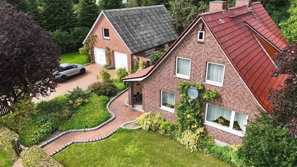 Einfamilienhaus Heidenau - 5 Zimmer, 170 m&sup2;, 1.600&euro; | Angebot:22188397