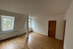 Dachgeschoßwohnung Plauen - 2 Zimmer, 49 m&sup2;, 254&euro; | Angebot:26178346