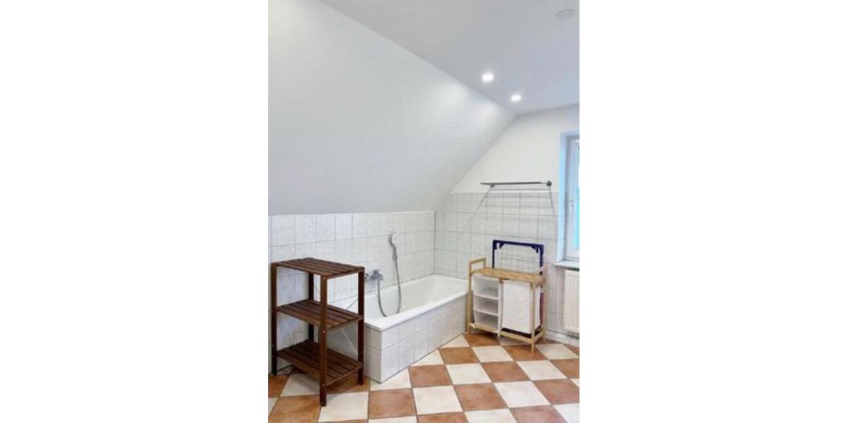 Etagenwohnung Niebüll - 4 Zimmer, 104 m&sup2;, 1.040&euro; | Angebot:25483780